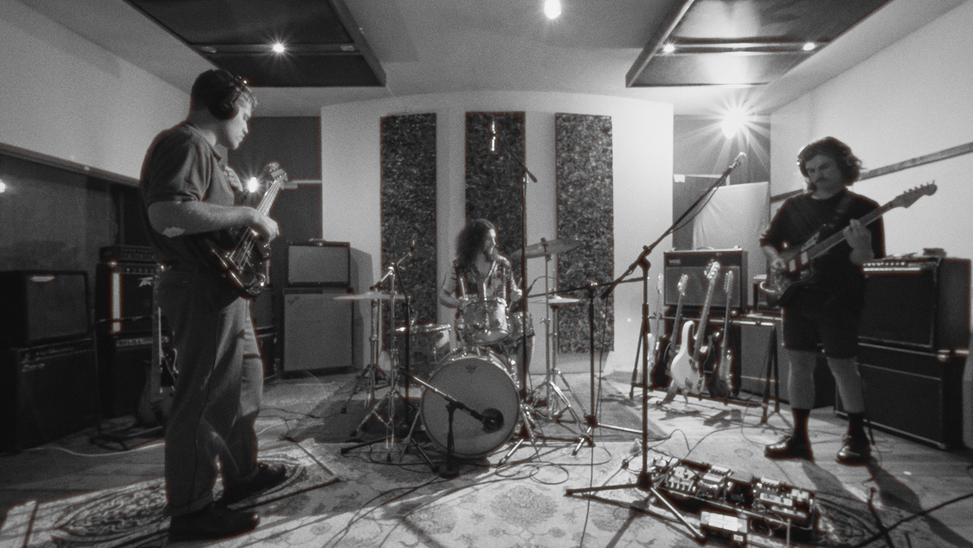 Moskitos — Live at Town Studio